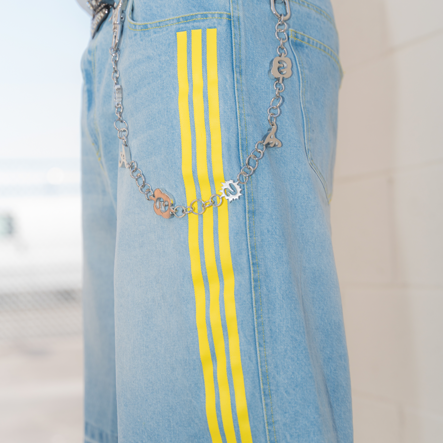 Boxed & Bold WALLET CHAIN